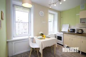 3-к квартира, посуточно, 64м2, 1/1 этаж