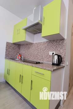 Студия квартира, посуточно, 25м2, 3/17 этаж