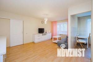 2-к квартира, посуточно, 50м2, 3/5 этаж