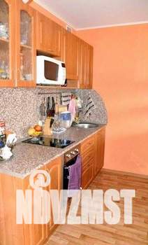 Студия квартира, на длительный срок, 30м2, 9/17 этаж