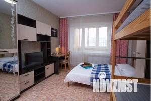 1-к квартира, посуточно, 37м2, 7/10 этаж