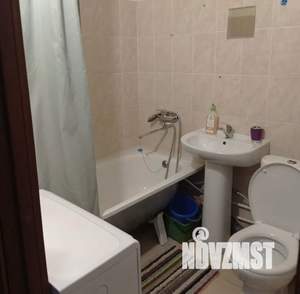 1-к квартира, посуточно, 40м2, 6/10 этаж