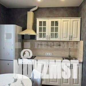 1-к квартира, на длительный срок, 42м2, 7/24 этаж