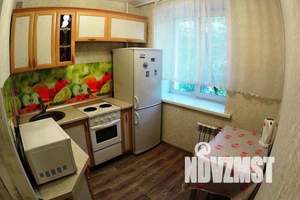 2-к квартира, посуточно, 52м2, 2/5 этаж