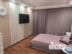 1-к квартира, посуточно, 35м2, 10/18 этаж