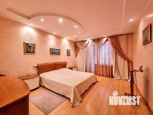 4-к квартира, на длительный срок, 130м2, 7/9 этаж