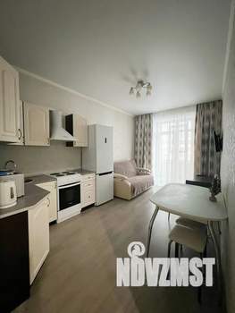 1-к квартира, посуточно, 42м2, 5/14 этаж
