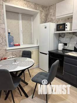 2-к квартира, посуточно, 44м2, 1/5 этаж