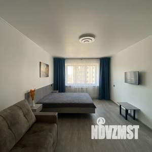 1-к квартира, посуточно, 38м2, 5/18 этаж