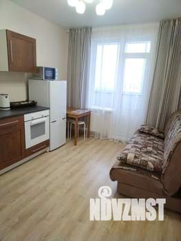 1-к квартира, посуточно, 36м2, 20/22 этаж