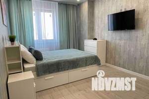 1-к квартира, посуточно, 35м2, 15/22 этаж