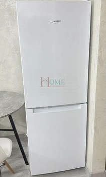 Студия квартира, на длительный срок, 31м2, 29/30 этаж