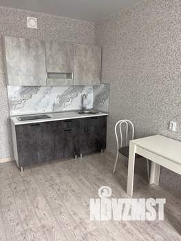 Студия квартира, посуточно, 29м2, 13/20 этаж