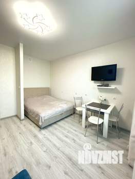 Студия квартира, посуточно, 32м2, 1/24 этаж