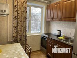 1-к квартира, посуточно, 32м2, 3/5 этаж