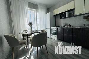 1-к квартира, посуточно, 37м2, 9/17 этаж