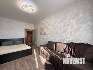 1-к квартира, посуточно, 40м2, 15/19 этаж