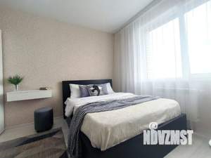 1-к квартира, посуточно, 42м2, 23/25 этаж