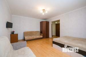 1-к квартира, посуточно, 38м2, 1/1 этаж