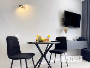 1-к квартира, посуточно, 41м2, 7/25 этаж