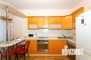 Студия квартира, посуточно, 45м2, 9/19 этаж