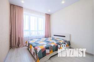 3-к квартира, посуточно, 80м2, 7/25 этаж