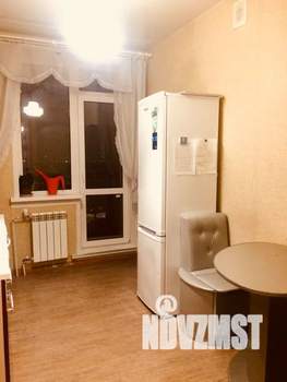 1-к квартира, посуточно, 40м2, 14/14 этаж