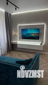 1-к квартира, посуточно, 40м2, 9/30 этаж