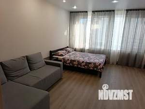 1-к квартира, посуточно, 38м2, 1/1 этаж