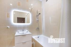 Студия квартира, посуточно, 44м2, 13/24 этаж