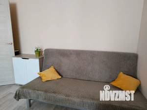 1-к квартира, посуточно, 37м2, 3/17 этаж