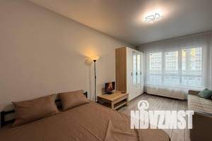 1-к квартира, посуточно, 35м2, 7/17 этаж