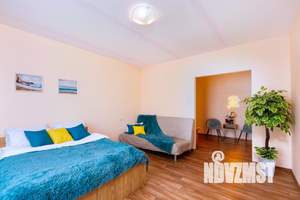 1-к квартира, посуточно, 43м2, 1/1 этаж