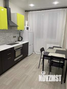 1-к квартира, посуточно, 47м2, 1/1 этаж