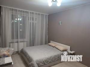 1-к квартира, посуточно, 40м2, 21/25 этаж
