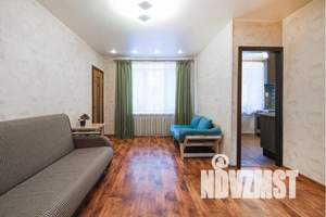 2-к квартира, посуточно, 50м2, 1/5 этаж