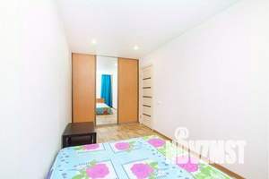 2-к квартира, посуточно, 50м2, 2/5 этаж