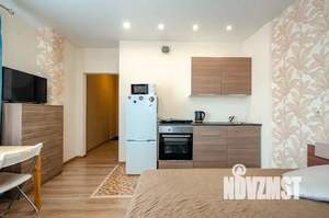 Студия квартира, посуточно, 30м2, 13/25 этаж