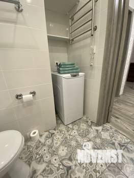 Студия квартира, посуточно, 42м2, 17/18 этаж