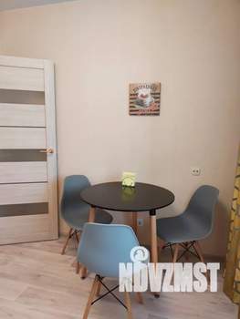 1-к квартира, посуточно, 37м2, 3/17 этаж