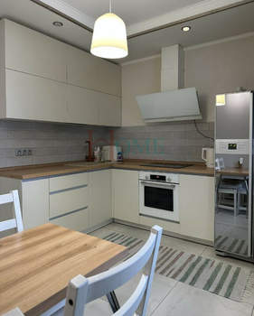 1-к квартира, на длительный срок, 42м2, 4/24 этаж