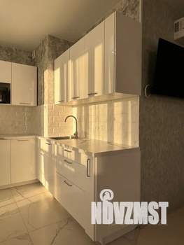 Студия квартира, посуточно, 40м2, 16/19 этаж