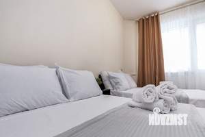 1-к квартира, посуточно, 42м2, 3/10 этаж