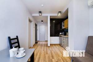 2-к квартира, посуточно, 38м2, -1/8 этаж