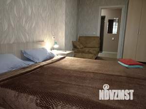 1-к квартира, посуточно, 43м2, 12/25 этаж