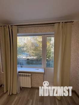 1-к квартира, посуточно, 30м2, 3/9 этаж