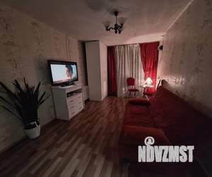 1-к квартира, посуточно, 35м2, 4/9 этаж