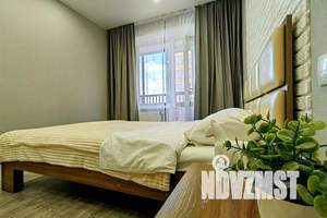 2-к квартира, посуточно, 37м2, 9/25 этаж