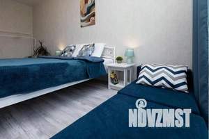 1-к квартира, посуточно, 40м2, 23/25 этаж