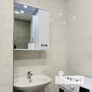 Студия квартира, посуточно, 30м2, 18/25 этаж